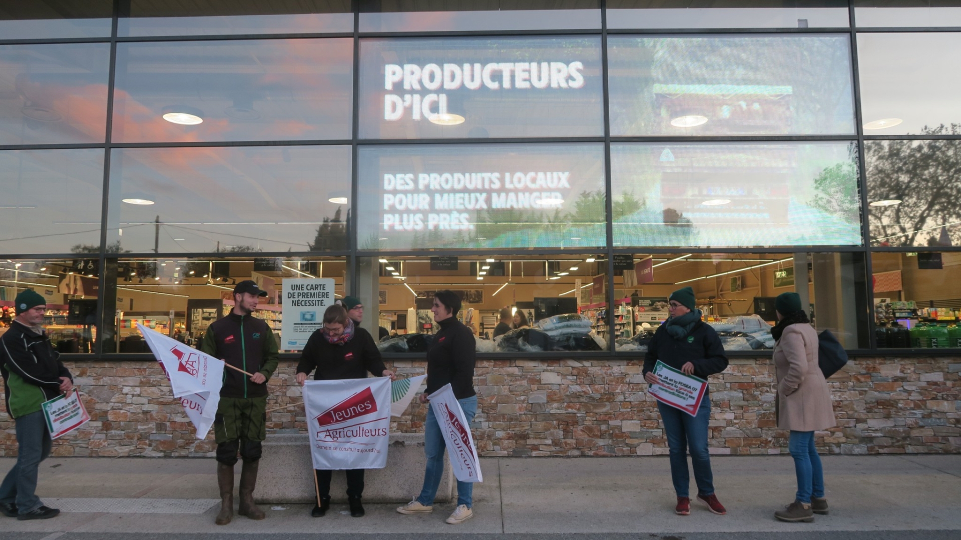 La grande distribution dans le collimateur des agriculteurs